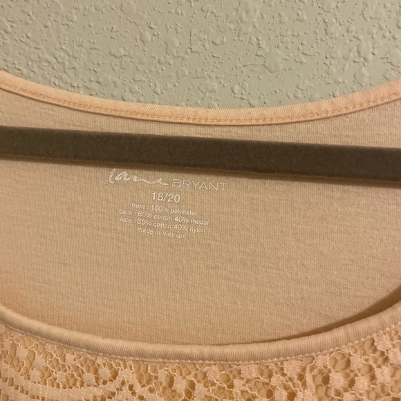 Perfect Peach Lace Top - Picture 3 of 7